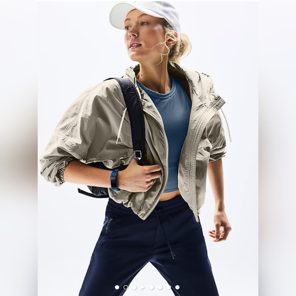 NWT Athleta Day Drift Hooded Jacket Size Small In Abalone Sheen - Picture 1 of 11